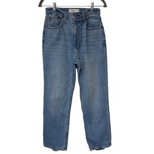 {A&F} "The Ankle Straight Ultra High Rise" Short Frayed Hem Stretch Denim Jeans